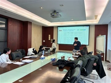 Klien Meksiko Ngunjungi Pabrik HICON ing Ningbo Maret Iki: Minat Kuat ing Unit Rooftop Grosir
